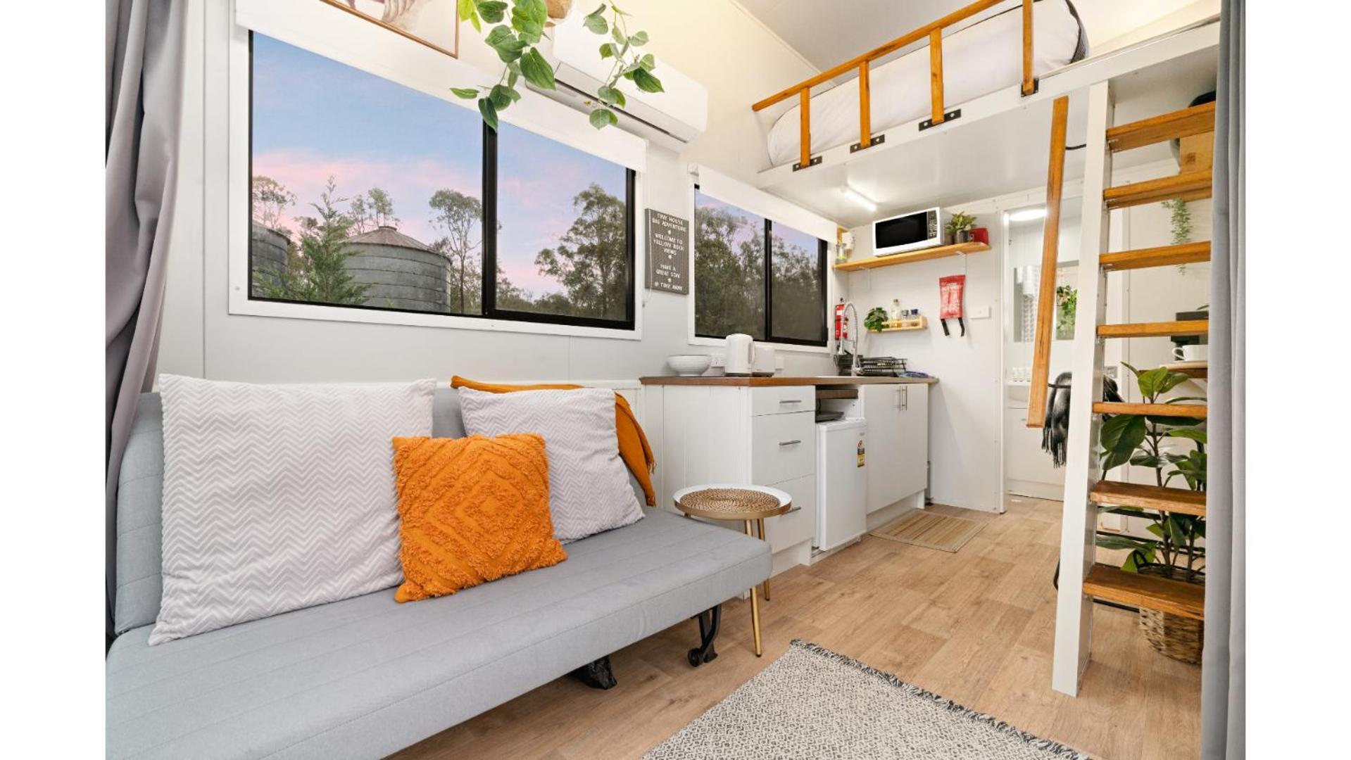 Yellow Rock Views By Tiny Away Broke Exterior foto