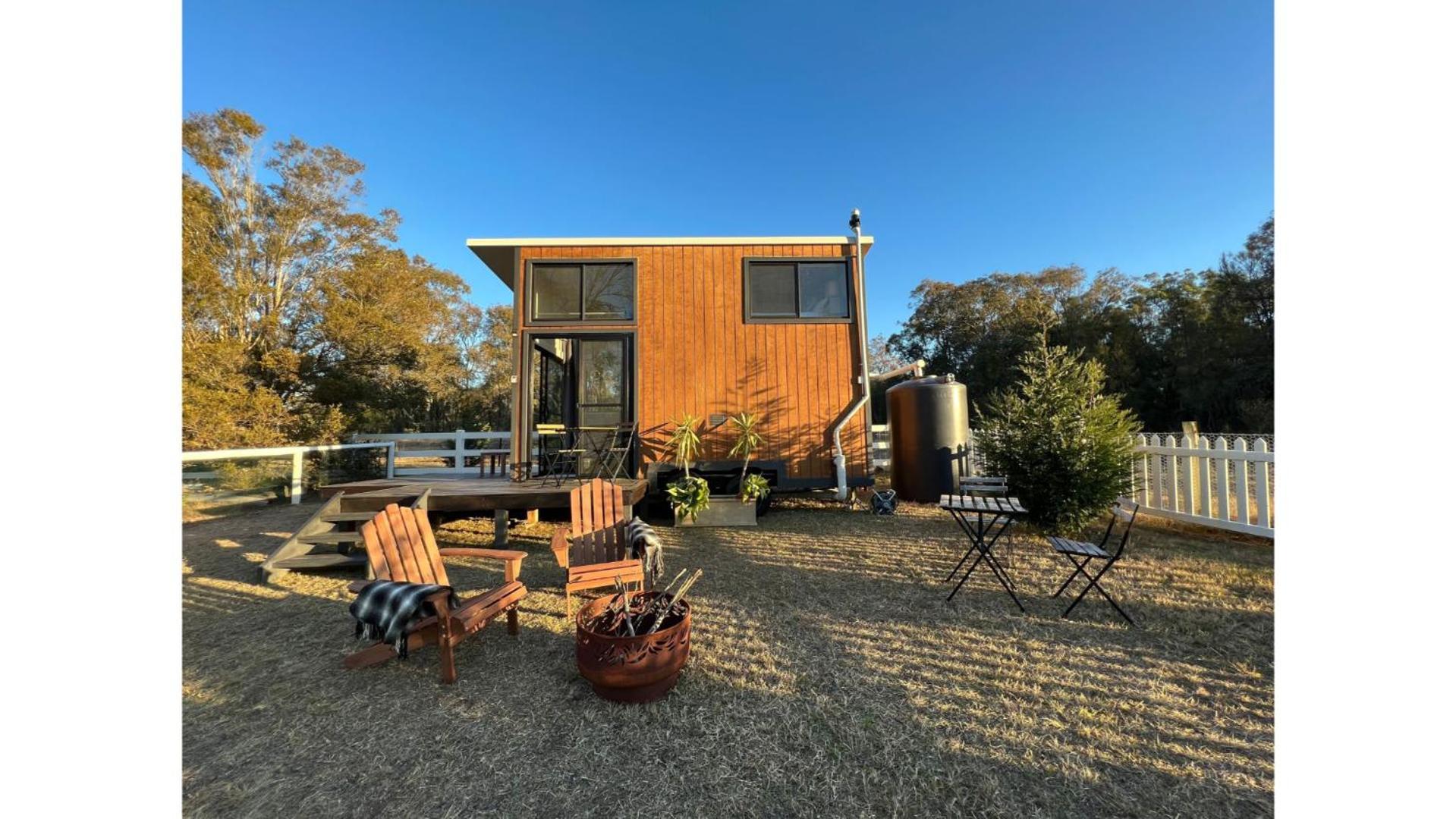 Yellow Rock Views By Tiny Away Broke Exterior foto